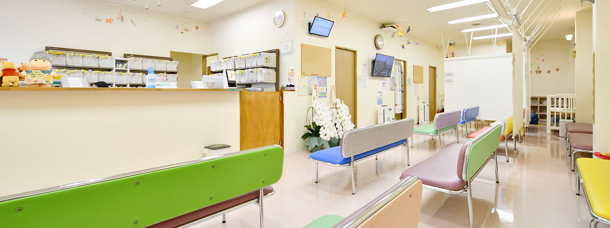 北区の浮間小児科クリニックは、小児科の診療、予防接種、乳幼児健診などを行っております。土曜日も診療いたします。 JR埼京線高架下沿い　浮間舟渡駅～北赤羽駅の中間